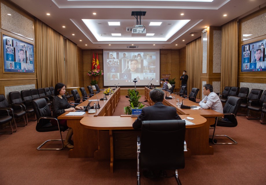 THÁO GỠ KHÓ KHĂN, VƯỚNG MẮC CHO CÔNG ĐOÀN VIÊN